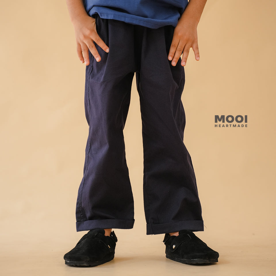 Mooi Celana Panjang Chinos Anak Deo Basic Pants
