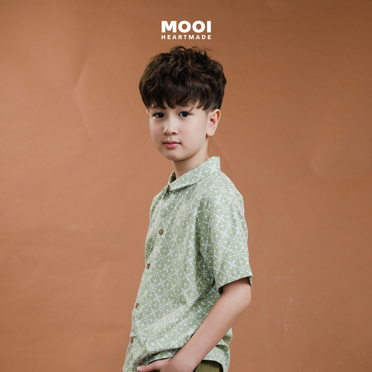 Mooi Atasan Batik Kemeja Anak Laki-Laki Mahagra Batik Shirt