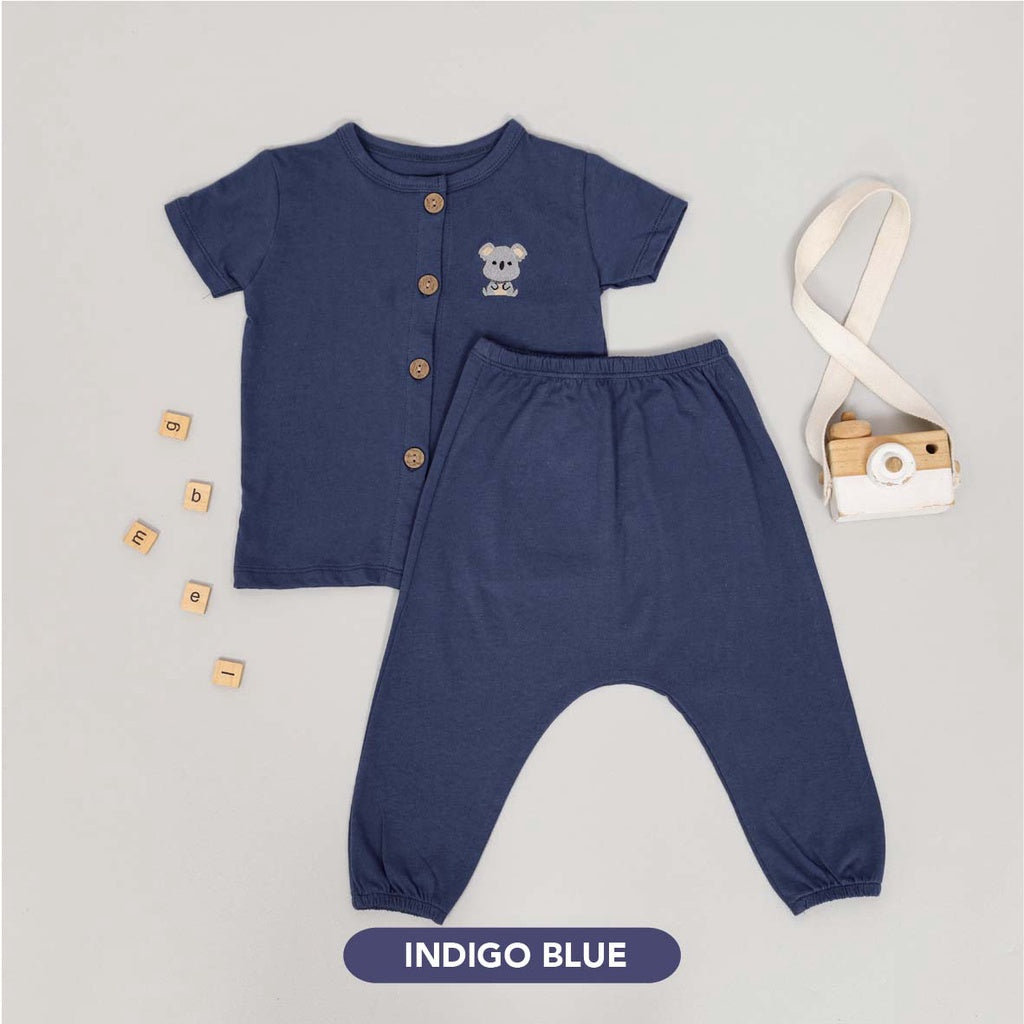 Mooi Setelan Piyama Bayi Button Pajamas