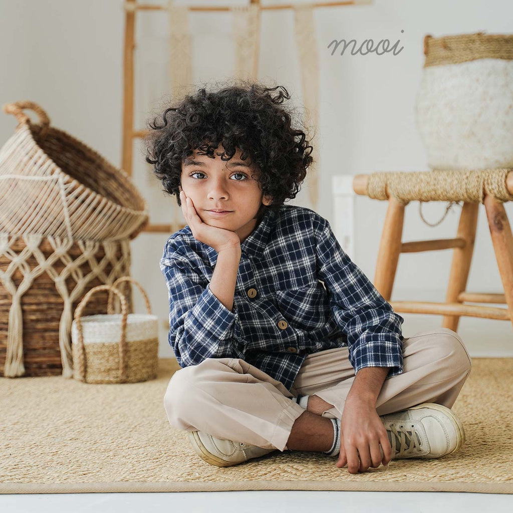 Mooi Kemeja Anak Flanel Hugo Shirt