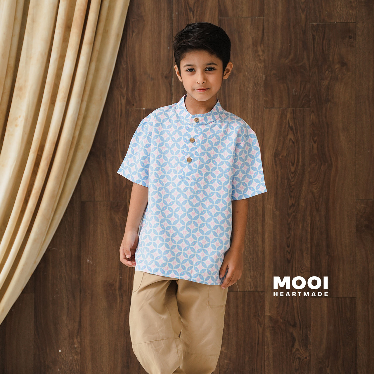Mooi Atasan Batik Kemeja Anak Laki-Laki Kanaka Batik Shirt