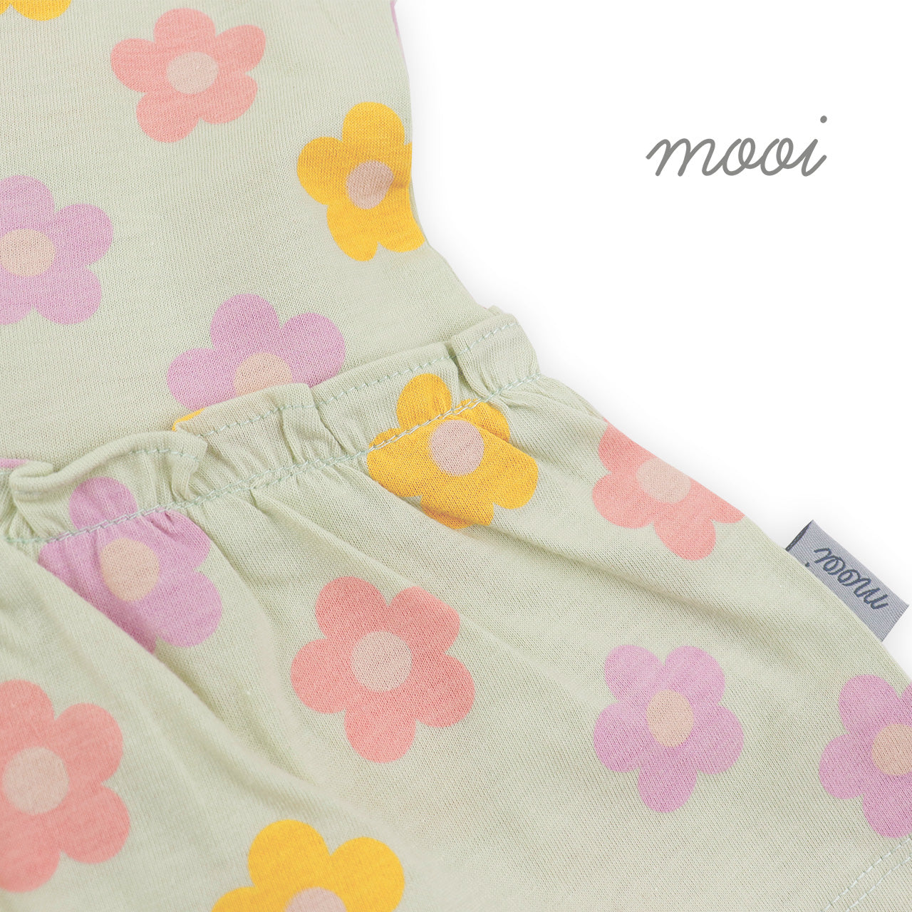 Mooi Atasan Anak Perempuan Minji Ruffle Top