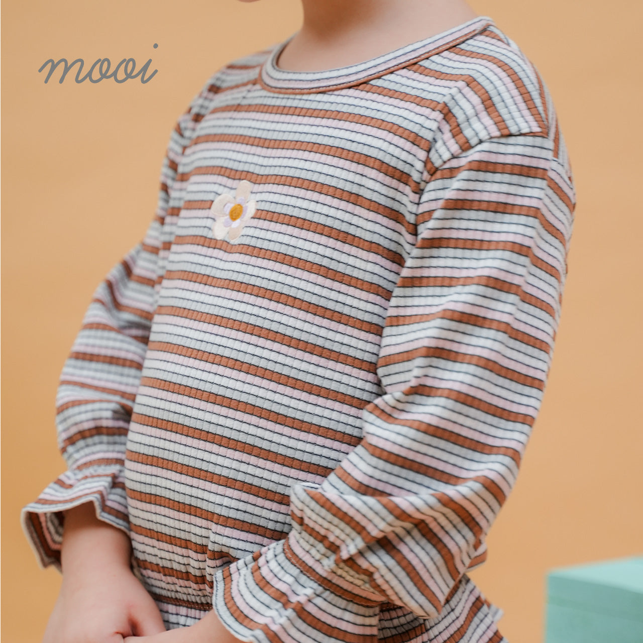 Mooi Atasan Anak Perempuan Daniele Rib Striped Top