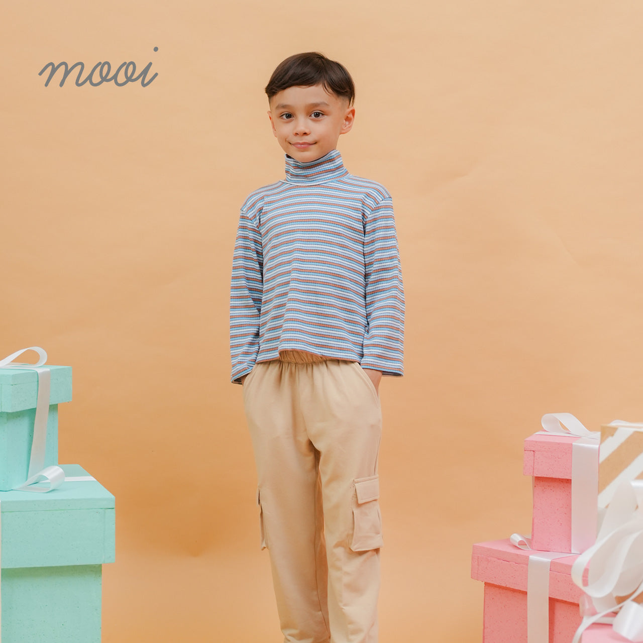 Mooi Atasan Anak Ren Turtle Neck Striped