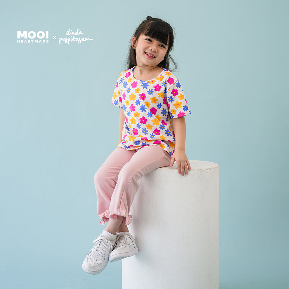 Mooi X Dinda Puspitasari Atasan Anak Perempuan T-shirt Tee