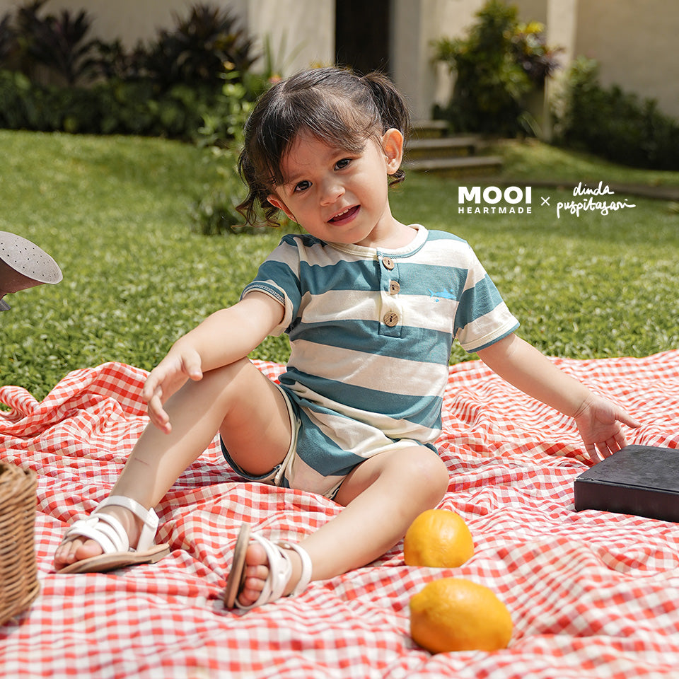 Mooi X Dinda Puspitasari Jumper Bayi Noel Striped Jumper