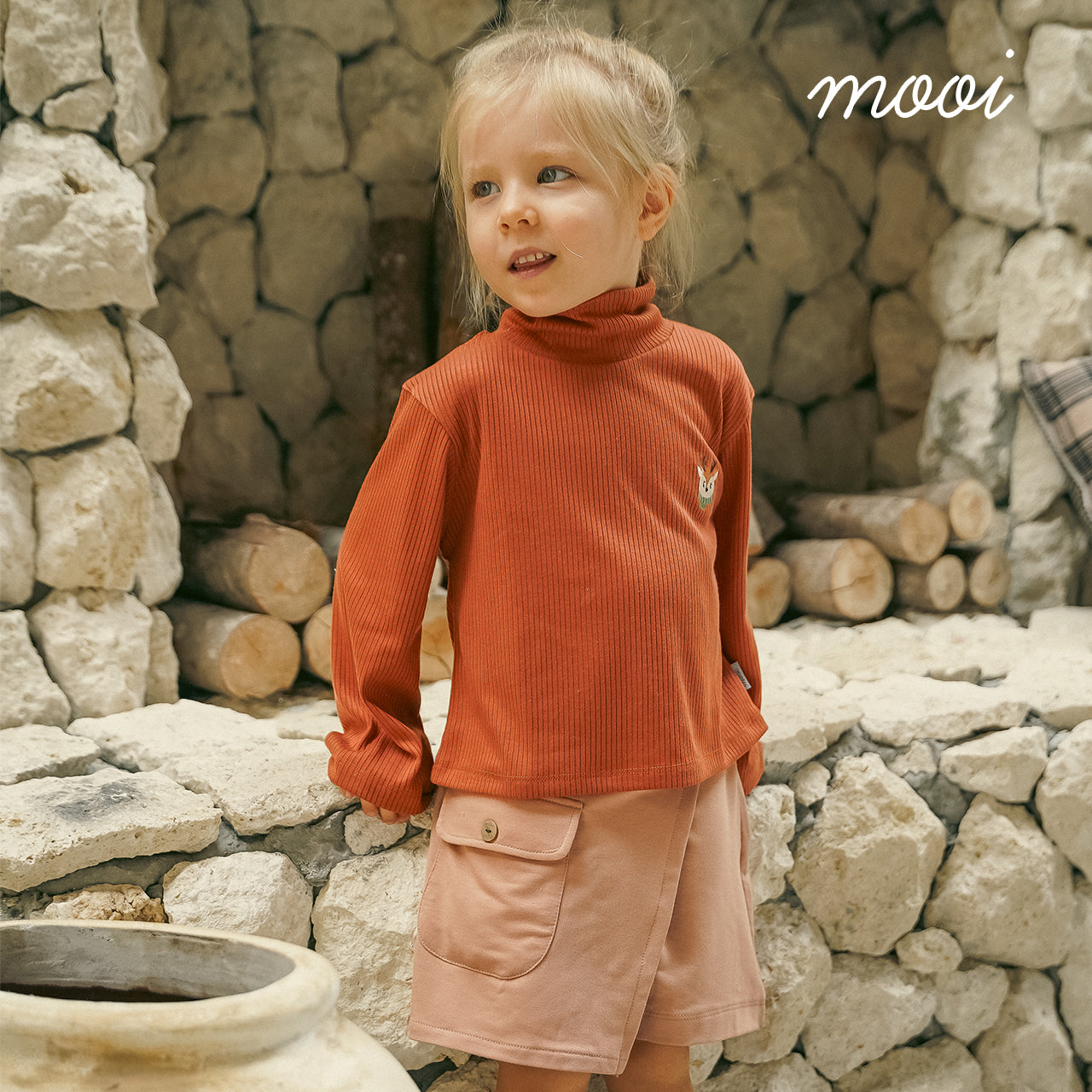 Mooi Atasan Anak Turtle Neck Top V1