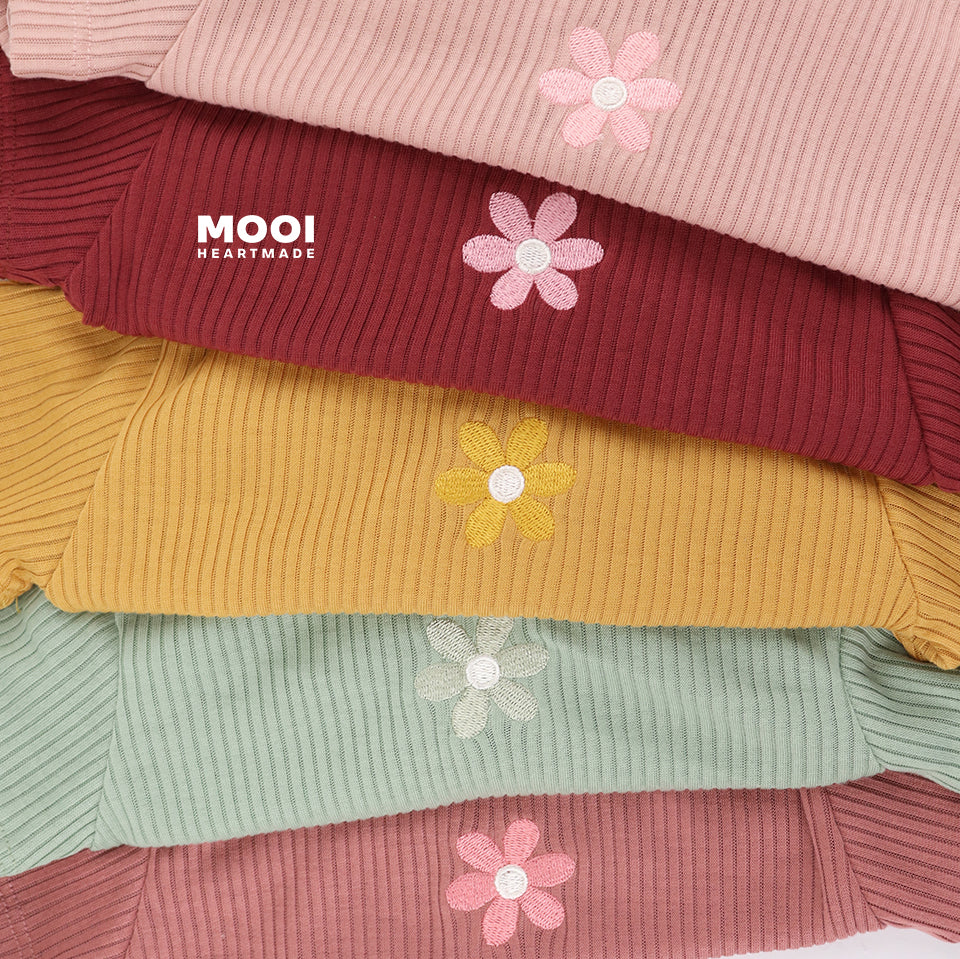 Mooi Atasan Turtleneck Anak Perempuan Giselle Top