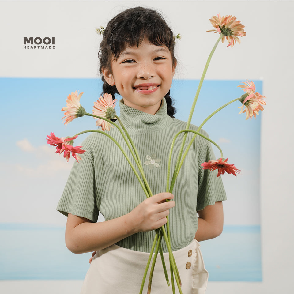 Mooi Atasan Turtleneck Anak Perempuan Giselle Top