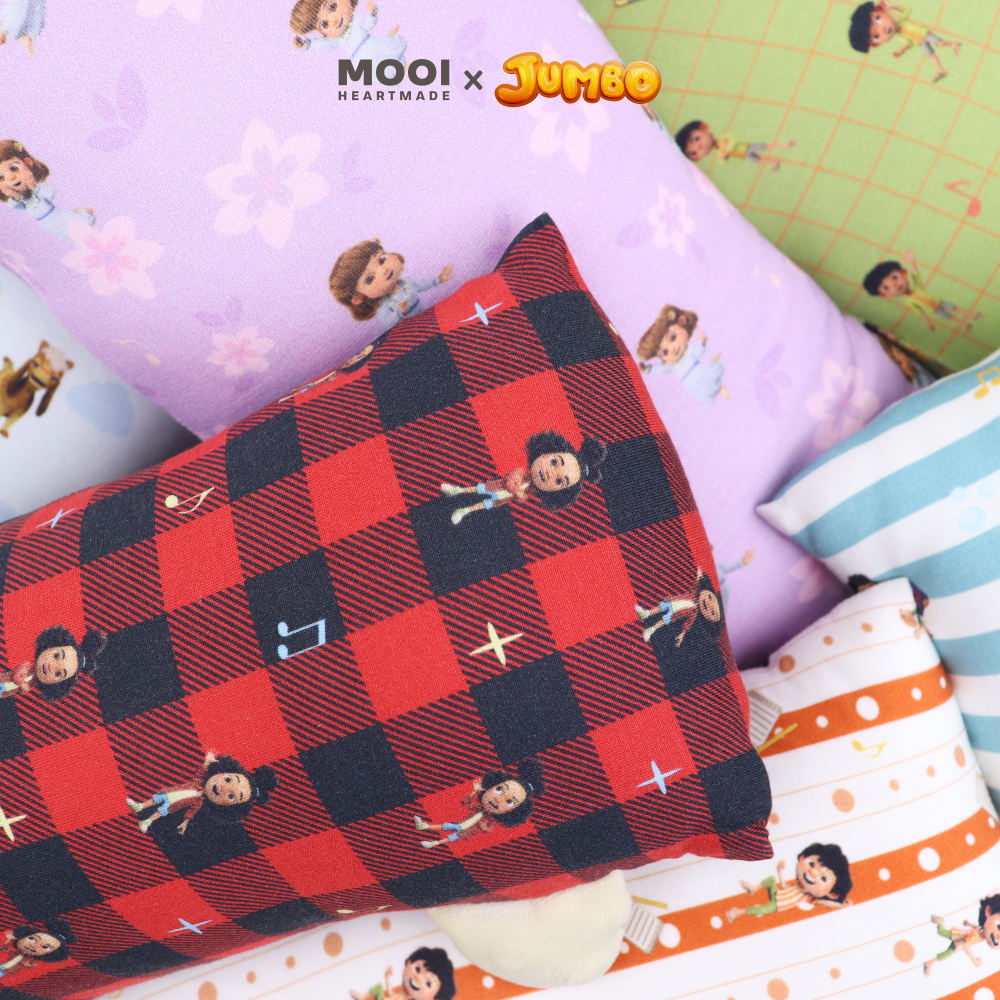 Mooi x Jumbo Mochi Hug Bantal Guling Anak Tencel