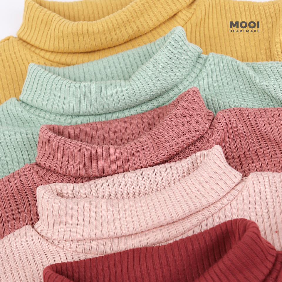 Mooi Atasan Anak Turtle Neck Top