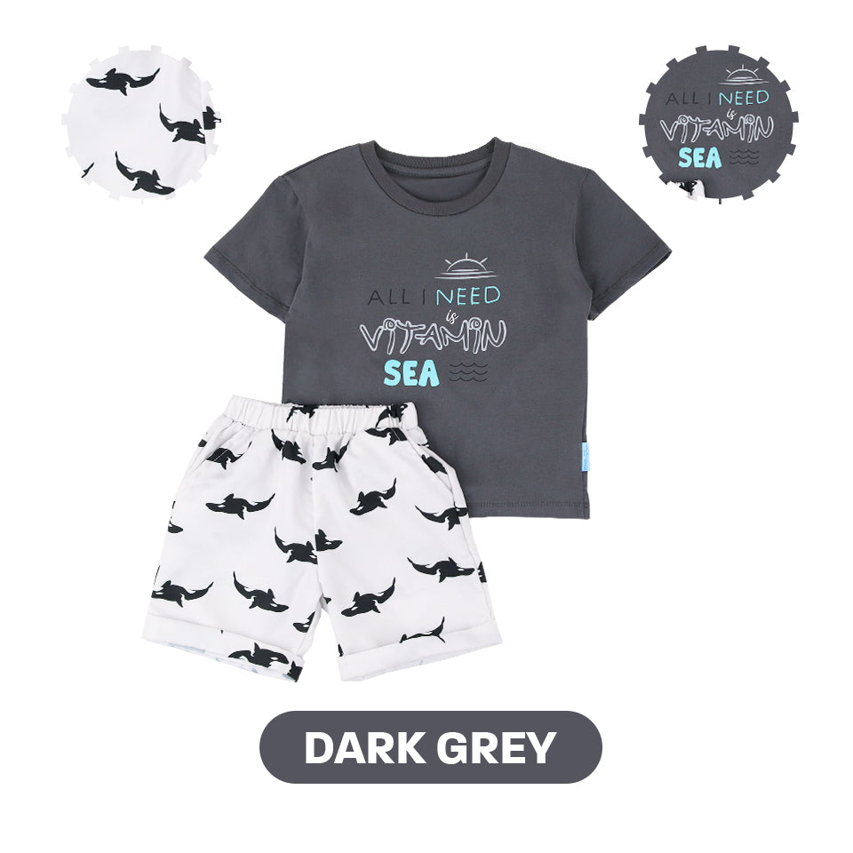 Mooi X Dinda Puspitasari Setelan Anak Kio Graphic Tee Set