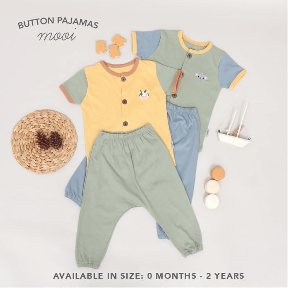 Mooi Setelan Piyama Bayi Tricolor Button Pajamas