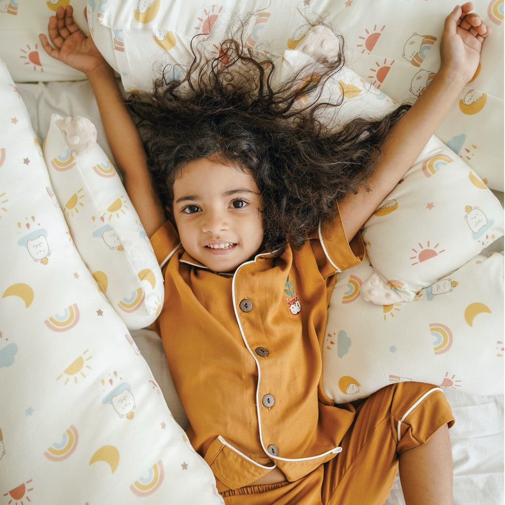 Mooi Mochi Hug Bantal Guling Anak Tencel
