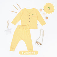 Mooi Setelan Panjang Bayi Long Button Set